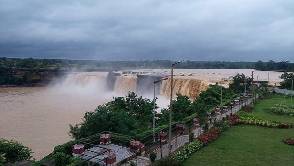 Chitrakote Waterfall